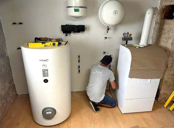 Installation einer Sanit&auml;rarmatur
